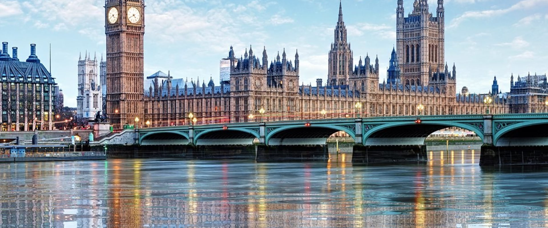 What is London Famous For in Terms of Culture?